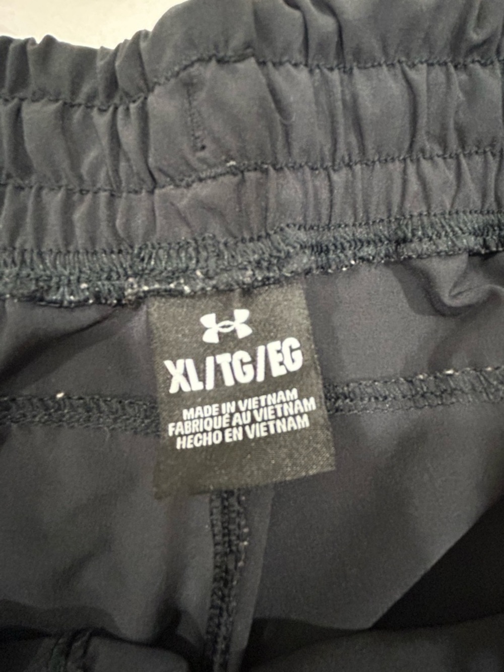Under Armour Black Cargo Jogger Pants Women’s XL Lightweight Athletic Streetwear - Picture 5 of 6